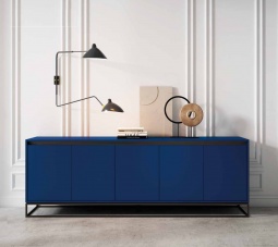 Muebles en tonos intensos