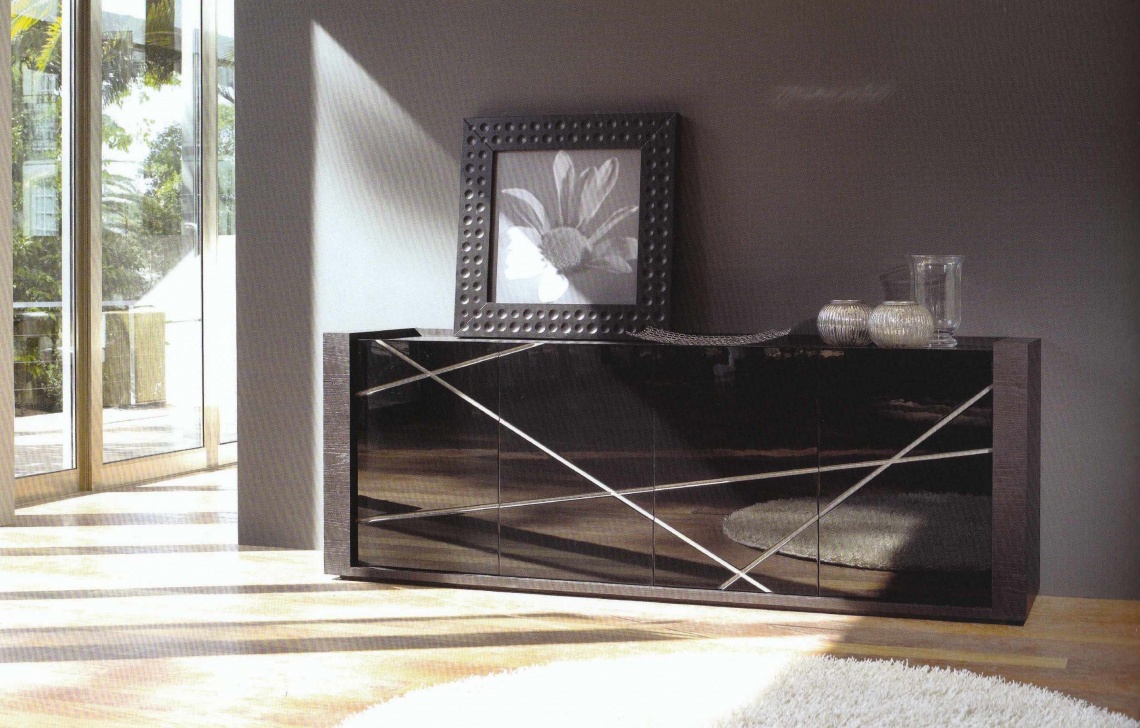 197 BLACK LACQUERED SIDEBOARD