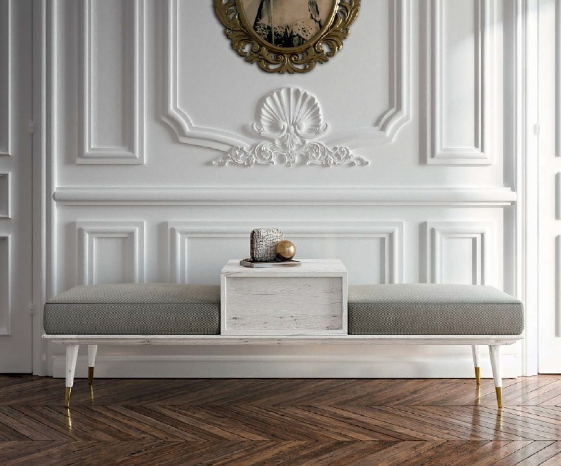 BEDROOM BENCH IN PATINATED WHITE WITH UPHOLSTERED SEATS