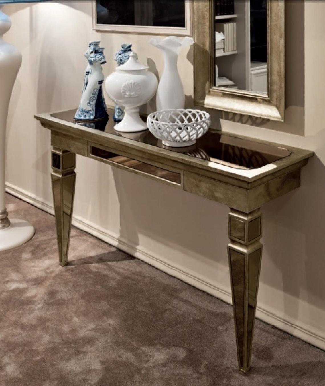 CONSOLE IN SILVER FINISH AND WITH MIRRORS ON THE LID AND FRONT