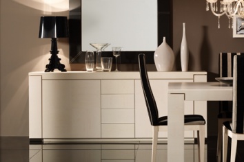 152 SALON CONTEMPORANEO