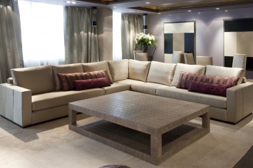 CONTEMPORARY-STYLE CORNER SOFA WITH ADJUSTABLE HEADRESTS