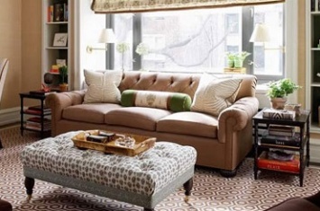 CHESTERFIELD TYPE SOFA WITH STRAIGHT BACKREST