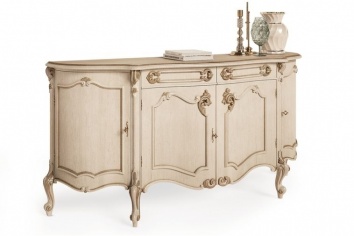 CLASSIC LOUIS XV-STYLE SIDEBOARD