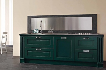 SMALL BASE UNIT FOR A CLASSIC-STYLE KITCHEN