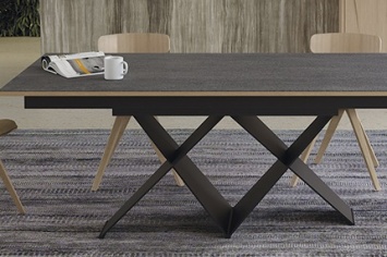 3548 MESA DE COMEDOR CON HIERRO