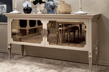 310 SIDEBOARD