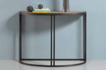 CONSOLA CON HIERRO Y MADERA