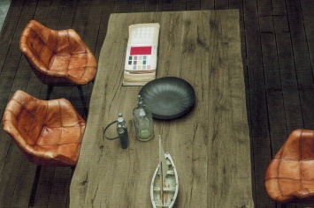 MESA DE COMEDOR CON TAPA RÚSTICA