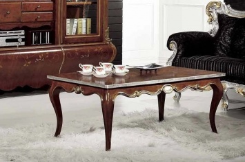 MESA DE CENTRO CLASICA