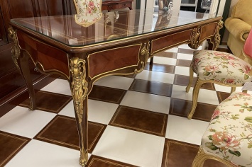 MESA DE DESPACHO