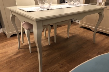MESA DE COMEDOR