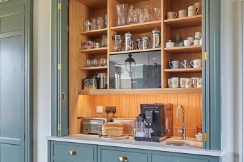 MUEBLE A MEDIDA PARA COCINA