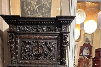 CABINET TALLADO