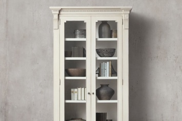 VITRINA DE DOS PUERTAS 