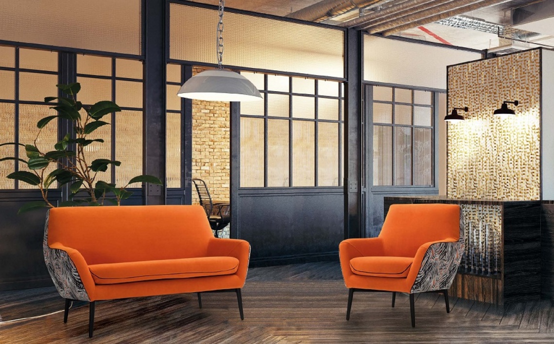 SOFÁ Y SILLÓN TAPIZADO