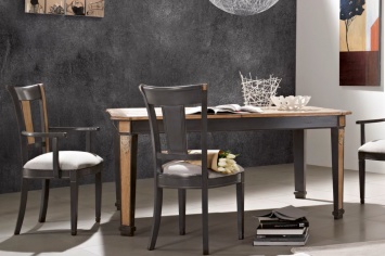 MESA DE COMEDOR Y SILLAS