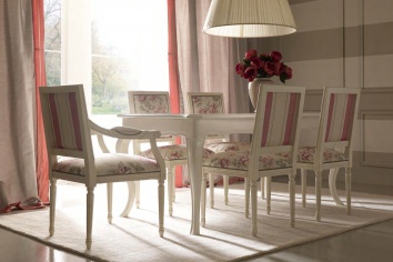 MESA DE COMEDOR CON SILLERIA