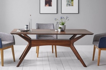 3759 MESA DE COMEDOR DE NOGAL